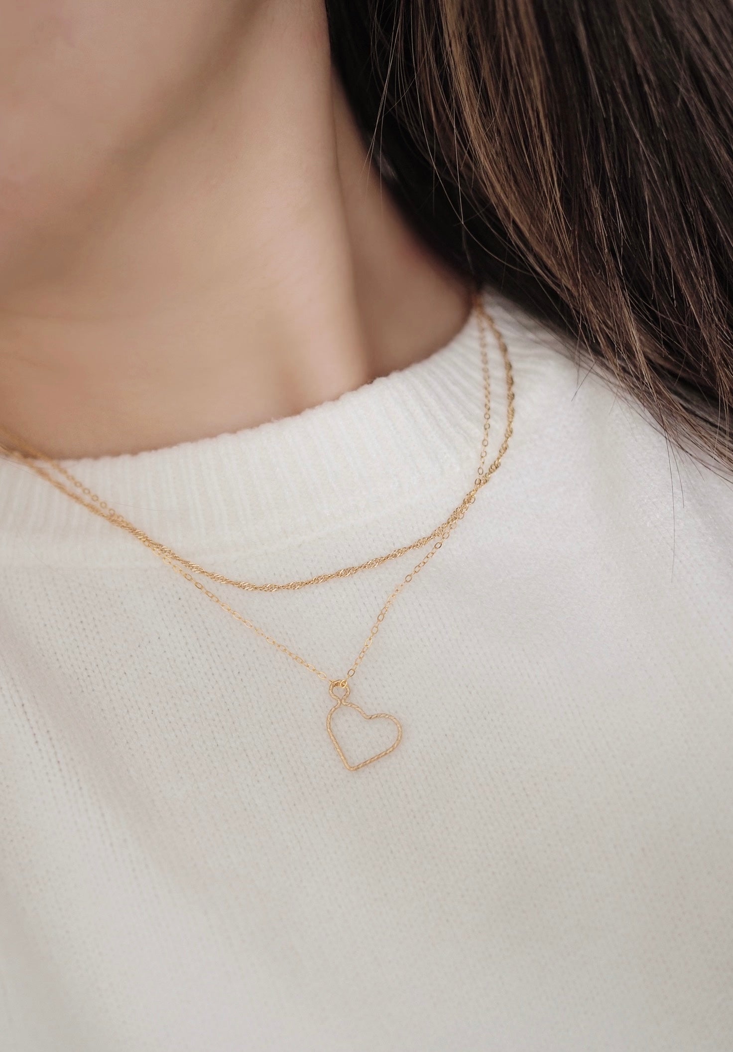 hanging heart necklace