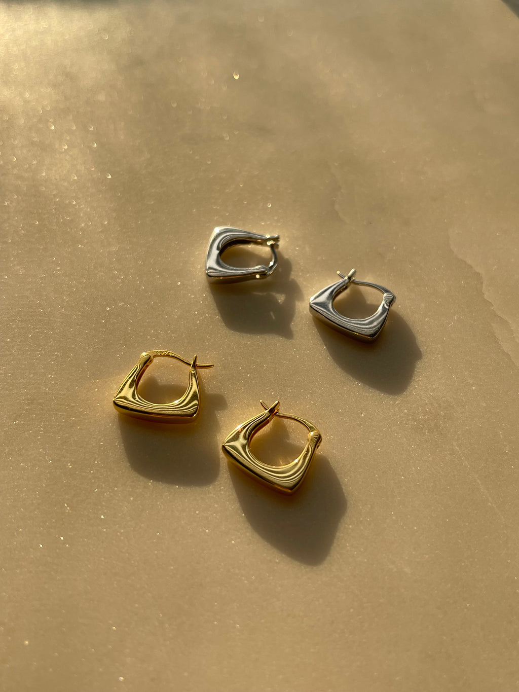 Onda hoops | gold