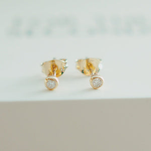 Solid Gold - Classic Studs