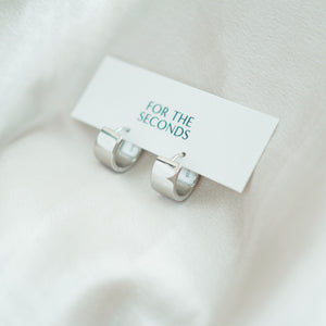 rane earrings | silver