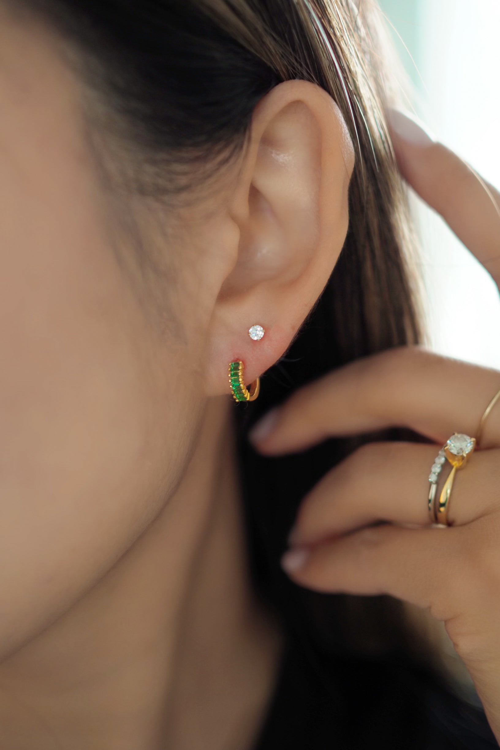 julia earrings | emerald